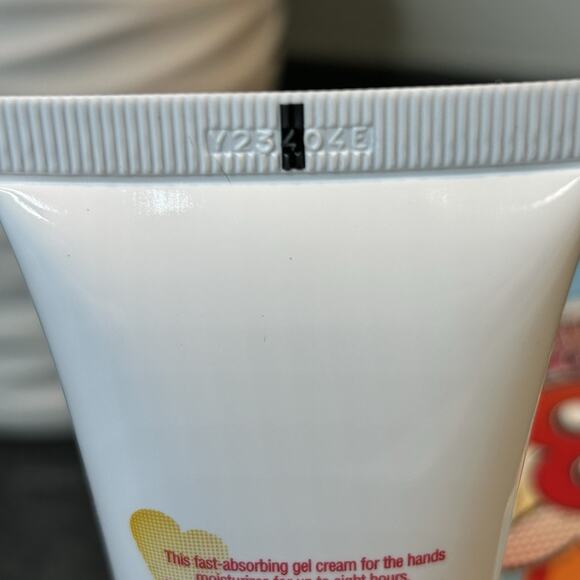 Elizabeth Arden Eight Hour Cream Intensive Moisturizing HAND Treatment 2.3oz - Picture 5 of 7
